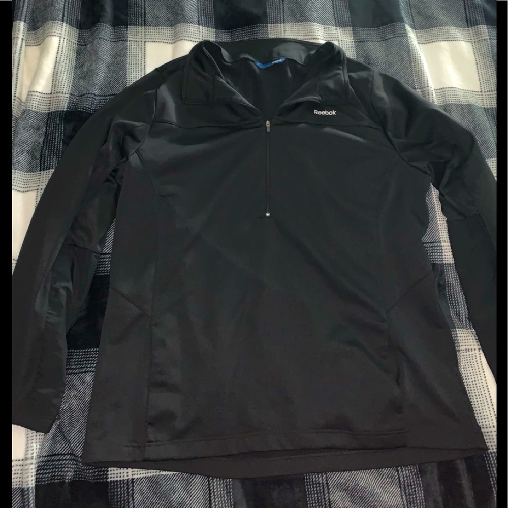 Reebok Men's Black half zip pullover
2X